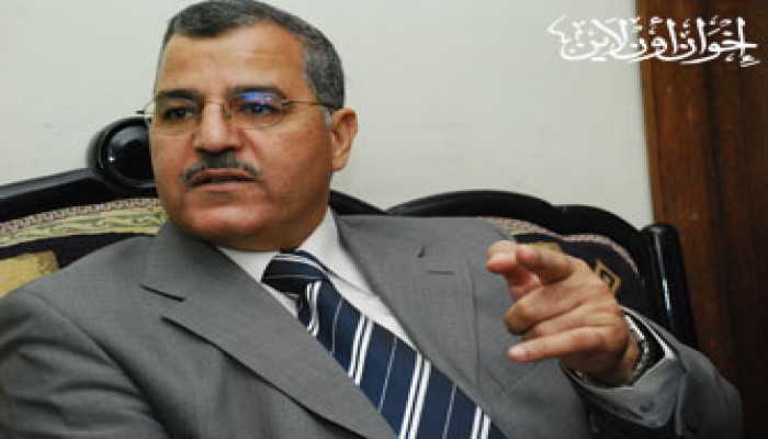 الأمن يمنع أسرة د. عليوة من زيارته بالمستشفى!