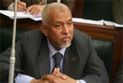 غنوم يطالب بتوصيل الغاز الطبيعي لـ"بني مزار"