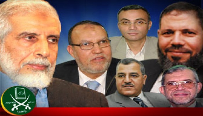 اعتقالات في صفوف الإخوان بينهم عزت والعريان والبر