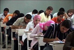 مشادات بين الطلاب ورؤساء الجامعات بسبب "الخنازير"