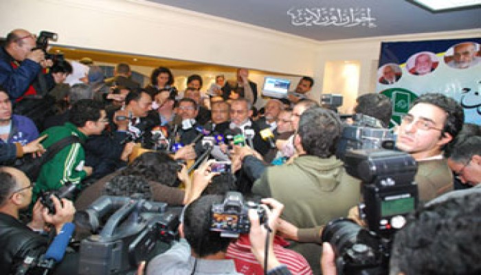 فضيلة المرشد العام يشكر الصحفيين ووسائل الإعلام