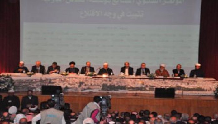 الشيخ القرضاوي يدعو إلى إطلاق حملة لإنقاذ القدس