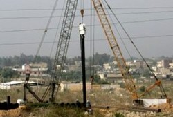 الصهاينة يدعمون الجدار الفولاذي بـ270 مليون دولار