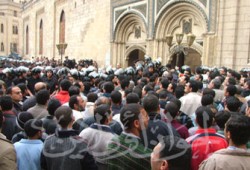 الأمن يجهض مظاهرة ضد الجدار الفولاذي بالأزهر