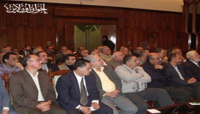 أساتذة الإسكندرية: "لجنة السياسات" تدمِّر جامعات مصر