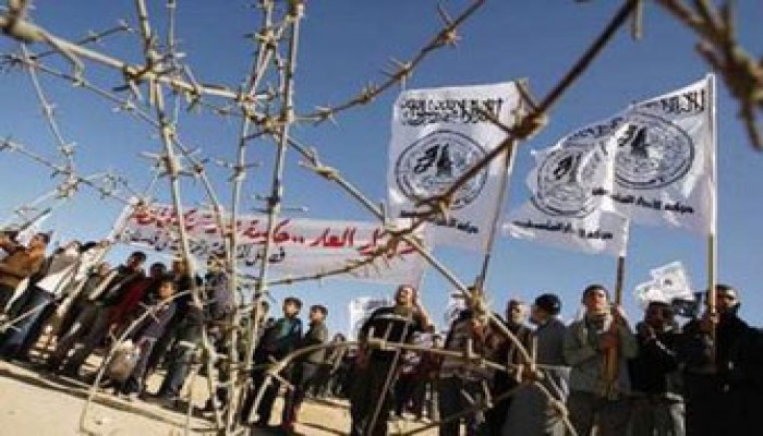 الأغلبية ترفض مناقشة كارثة الجدار الفولاذي تحت القبة