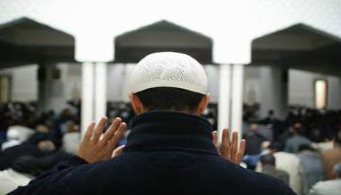 قيام الليل جماعة في غير رمضان