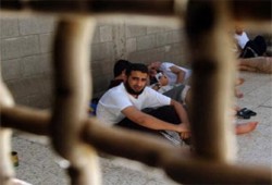 تفشي الأمراض الجلدية في سجن عسقلان