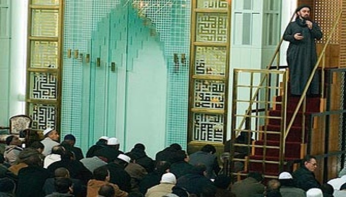 الصحافة العالمية: أمريكا تخالف القانون بالتجسس على المسلمين