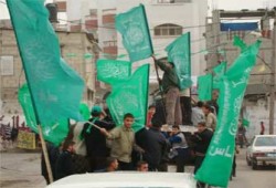 مسيرات في غزة احتفالاً بانطلاقة حماس الـ22