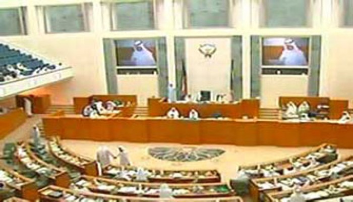 البرلمان الكويتي يصوِّت على حجب الثقة عن الحكومة