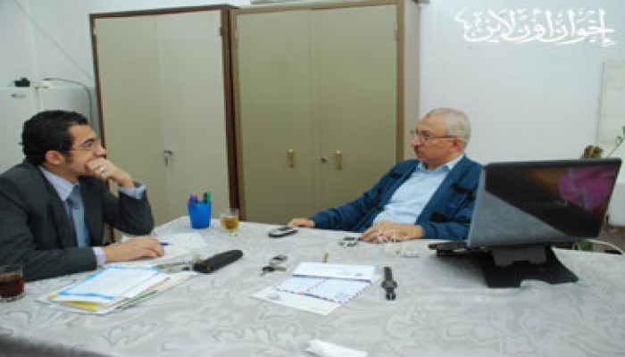 (إخوان أون لاين) يفضح مخططات تأميم نادي تدريس القاهرة