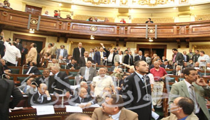 مجلس الشعب يحمل الحكومة فضيحة الري بمياه الصرف