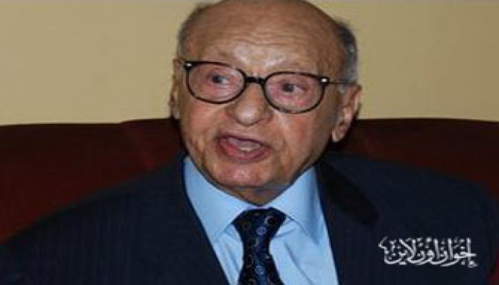 د. محمد فريد عبد الخالق.. شباب وعطاء