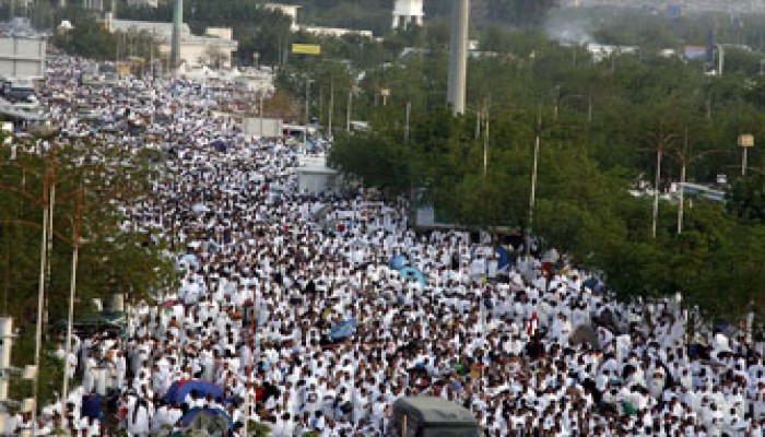 3 ملايين حاج يبيتون بالمزدلفة ويرمون الجمار غدًا