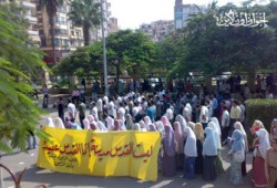 عميد بيطري "المنصورة" يطارد الطلاب بسبب "الأقصى"!