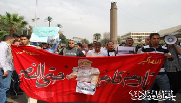 انتفاضة بجامعتي القاهرة والإسكندرية لنصرة "الأقصى"
