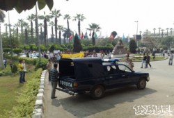 اعتقال 3 طلاب من داخل مدرجات طب المنصورة!!