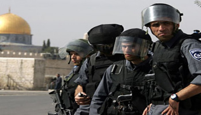 الاحتلال يمنع زحف المصلين للمسجد الأقصى