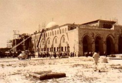 خطباء المسلمين يحيون ذكرى إحراق الأقصى
