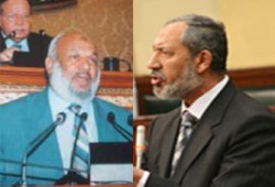 عوض الله ونور الدين يكرمان المتفوقين