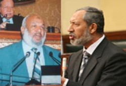 عوض الله ونور الدين يكرمان المتفوقين