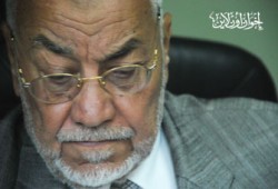 المرشد العام وإخوانه يعزون في وفاة صهر يوسف قتة