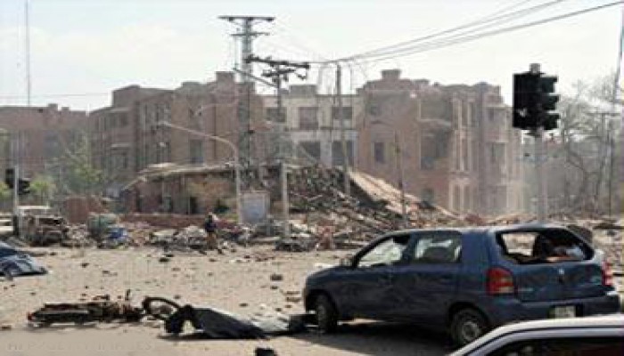 عشرات القتلى والجرحى في انفجار يهزُّ "لاهور" بباكستان