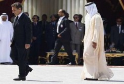 افتتاح أول قاعدة عسكرية فرنسية في الخليج بالإمارات