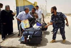 1107 عبَروا رفح في اليوم الأول ومطالب بفتحه يومًا ثالثًا