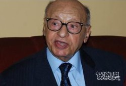 المرشد العام يدعو بالشفاء للأستاذ فريد عبد الخالق