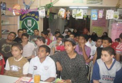 مراجعات نهائية للطلاب في مقر مجاهد بالمطرية