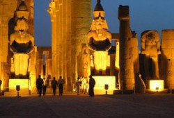 محكمة الأقصر تطلب نتائج ترميم معبد الكرنك