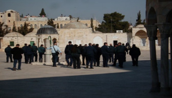 وزارة التعليم الصهيونية تلزم طلبة المدارس بزيارة القدس