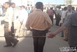 رئيس جامعة الفيوم يهدد طلاب الإخوان بضربهم مرة أخرى!!