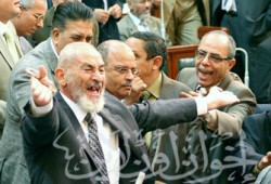 مواجهة بين نواب الإخوان ومساعد وزير الداخلية