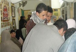 قافلة طبية بمقر كتلة الإخوان بالدقهلية