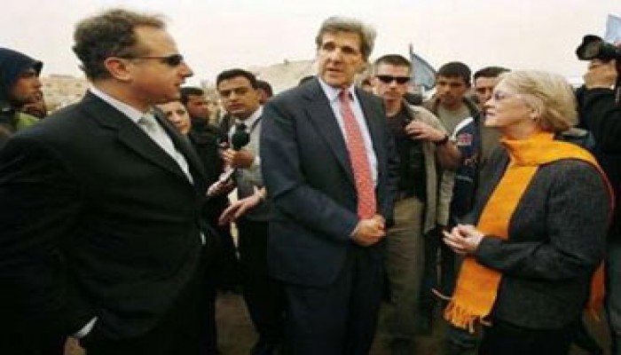 خبراء يحللون زيارة جون كيري إلى غزة