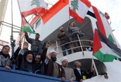 (الجزيرة) تحمِّل الصهاينة مسئولية أمن طاقمها المُحتجَز