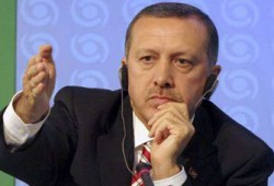 أردوغان: أولمرت "خدعني" وغزة "سجن كبير"