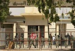 "رايتس ووتش" تطالب مصر والكيان بفتح الحدود مع غزة