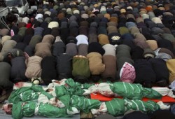 مشاهد حية مع أسر الشهداء في غزة