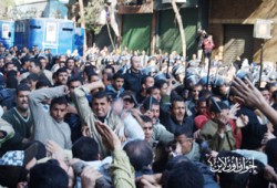 خبراء: اعتداء الأمن على مظاهرات غزة.. عار