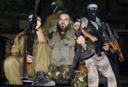 استشهاد القيادي بحماس نزار ريان و10 من أسرته في غارة صهيونية
