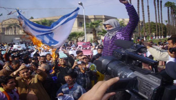 بيان لطلاب جامعة القاهرة يُدين مجزرة غزة
