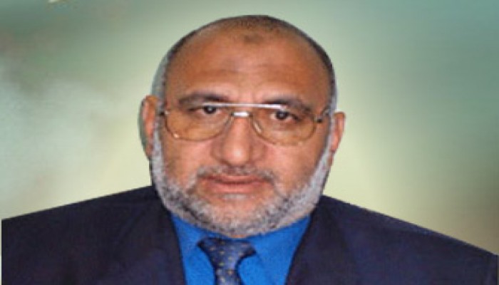 قرار بالإفراج عن د. السيد عبد الحميد وإخلاء سبيل 7 آخرين