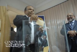 الكتاتني رئيسًا وحسين نائبًا للكتلة البرلمانية للإخوان المسلمين