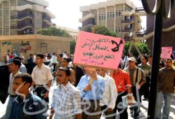 سيارات أمن مركزي وترحيلات وتفتيش ذاتي بهندسة حلوان