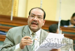 عزب يطالب بالتحقيق في إهدار المال العام بمستشفى أم المصريين