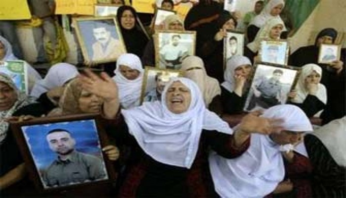 انتفاضة للأسرى الفلسطينيين في سجون الاحتلال